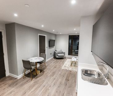 1 Bed Flat, Greenland St, L1 - Photo 2