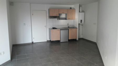 location Appartement T2 DE 46m² À CHATILLON - Photo 3
