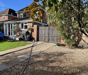 3 bedroom detached house to rent - Photo 6