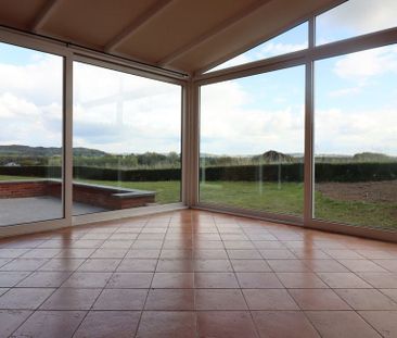 Woning te huur in Anvaing voor € 1.350 met 4 slaapkamers - Photo 2