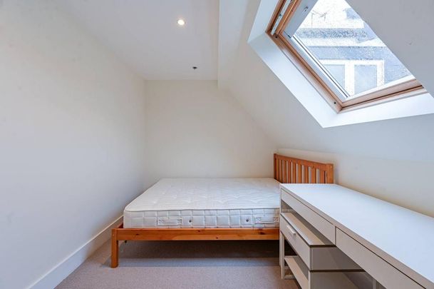 4 bedroom maisonette to rent - Photo 1