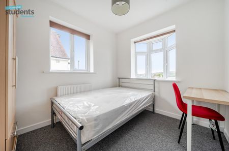 6 bedroom house to rent - Photo 2