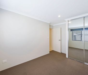 Low Maintenance - Lock up and Leave 4 X 2 - Photo 5