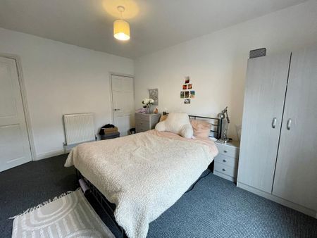 2 bedroom terraced house to rent - Photo 5