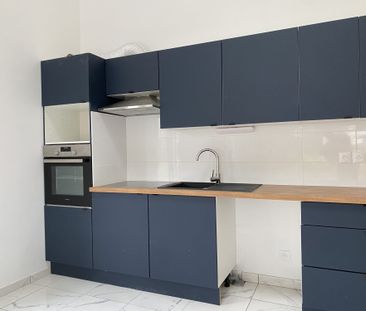Location Maison 3 pièces 110m² GALGON 33133 - Photo 2