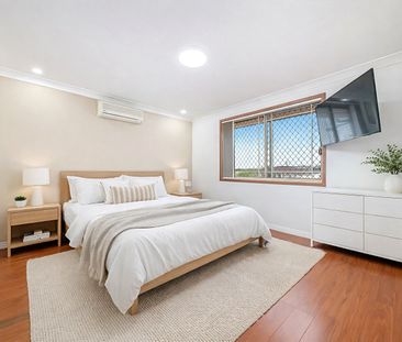 Family Home with Built-In Business Potential! - Photo 4