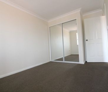 IMMACULATE 3 BEDROOM DUPLEX IN QUIET LOCATION - Photo 1