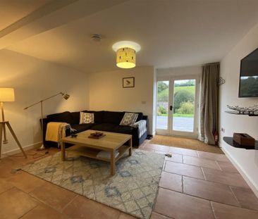 Lydeard St. Lawrence, Taunton - Photo 2