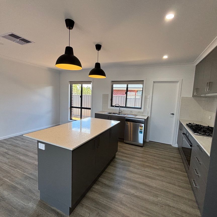 Brand-new Four Bedroom Home In Beautiful Brooklyn Fields Estate! - Photo 1