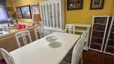 Piso de alquiler en Calle París, San Claudio - La Chantría - Photo 3