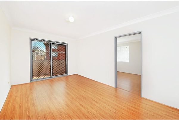 4/4 Joseph Street, Ashfield, NSW 2131 - Photo 1