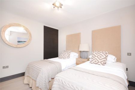 Boydell Court, St. Johns Wood Park, London, NW8 6NG - Photo 2