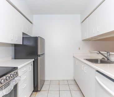 For Lease - 44 St Joseph Street Unit# 2116, Toronto, Ontario - Photo 4
