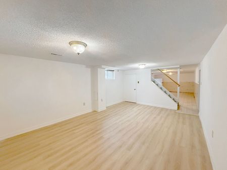 For Lease - 214 Dixon Road Unit# Lower, Toronto, Ontario - Photo 5
