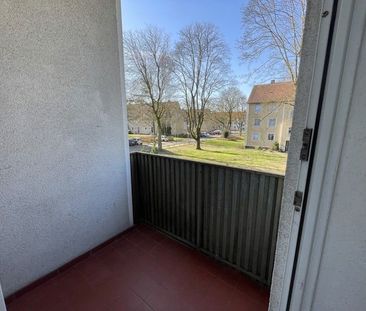 3-Raum-Wohnung sucht neue Mieter! - Foto 1