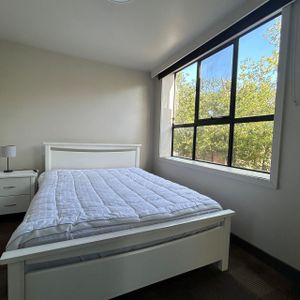 Perfectly Positioned - Photo 2