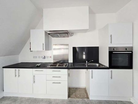 Hertford Road, EN3 - Photo 4