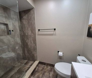 For Lease - 172 Brownridge Drive Unit# Main&2nd Fl, Vaughan, Ontario - Photo 2