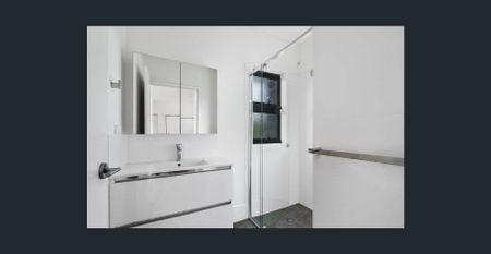 Modern & well equipped apartment - Photo 3