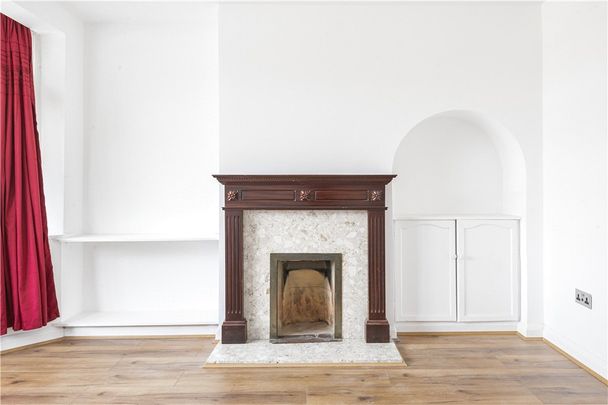 Leamington Avenue, Morden, Surrey, SM4 4DN - Photo 1