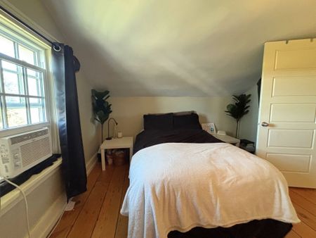 For Lease - 6899 Forestell Road, Puslinch, Ontario - Photo 2