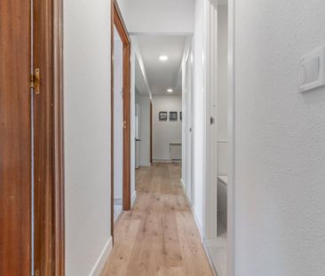 Bright room in Avenida San Luis - Photo 6