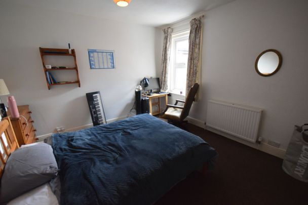 2 Bedroom Flat To Rent in Winton - £1,170 pcm Tenancy Info - Photo 1