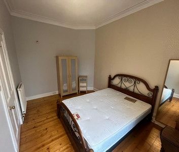 Waverley Gardens, Glasgow, G41 2DN - Photo 5