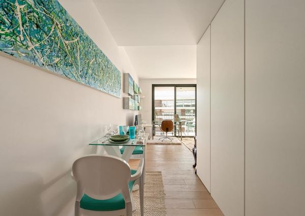 1 Bedroom Apartment with swimming pool, Miraflores, Oeiras