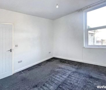 2 bedroom maisonette to rent - Photo 4