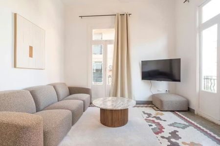 Carrer de Francesc Cubells, Valencia, Valencian Community 46011 - Photo 2