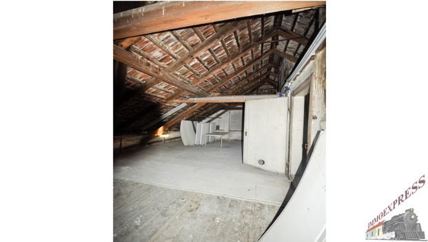 Villa in gut frequentierter und auch repräsentativer Lage! Ideal als Rechtsanwaltskanzlei oder Praxisraum und dgl. geeignet - Photo 1
