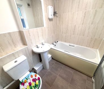 Edgecumbe Street, Hull - Photo 5