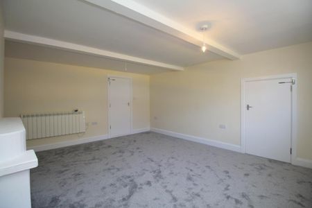 3 bedroom maisonette to rent - Photo 4