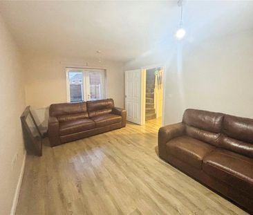 3 bedroom detached house to rent - Photo 2