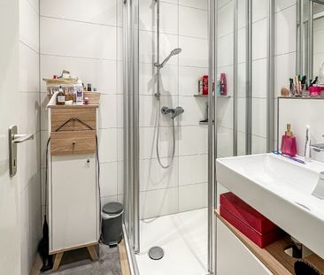 Sanierte Dreizimmerwohnung mit Balkon – perfekt für Singles oder Pa... - Photo 1