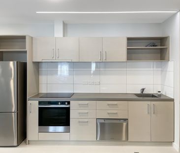 Apartment Living - Photo 4