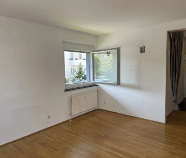 Sonnige, helle 3 Zimmer Wohnung mit 2 Loggien, inkl. Küche- Nähe Ba... - Photo 2