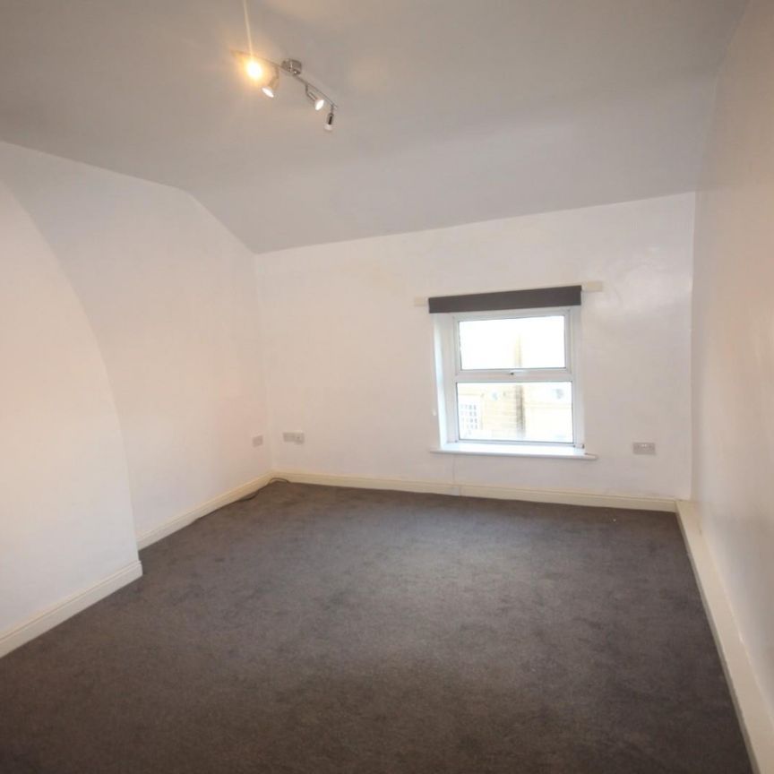 1 bedroom Flat To Let Total Size: 559 SQ FT - Photo 1