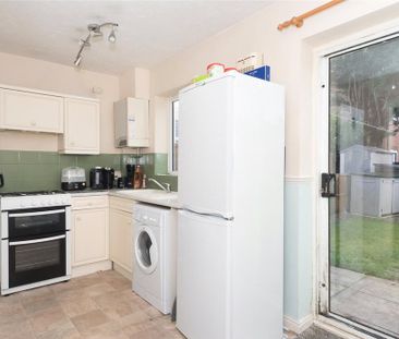 2 bedroom terraced house to rent - Photo 5