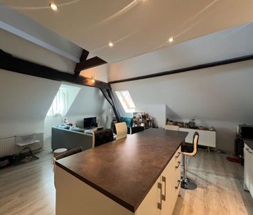 Appartement te huur in Tournai voor € 675 met 1 slaapkamer - Photo 2
