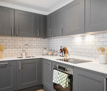 2 bedroom apartment to rent - Photo 2