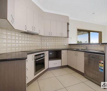 Easy Care Townhouse. - Photo 4