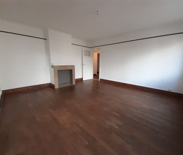 Location Appartement 3 pièces 77m² - Photo 3