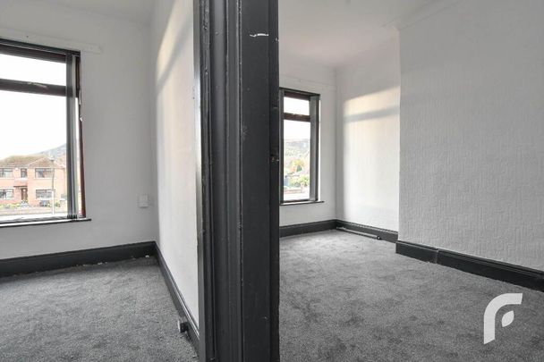 749 Crumlin Road, Belfast, BT14 7GF - Photo 1