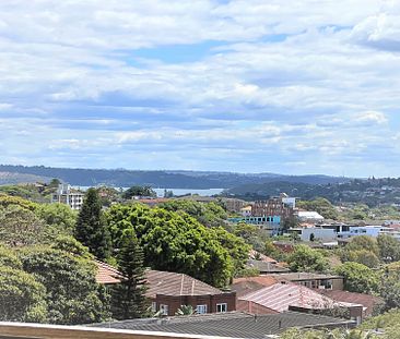 Executive apartment at Bondi Beach with amazing views - Photo 4