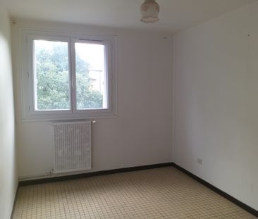 Location Appartement 5 pièces 80m² MOISSAC 82200 - Photo 5