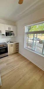 1 1/2 tout compris avec internet décembre - Photo 3