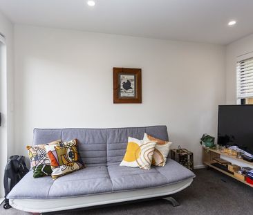 Modern 1 Bedroom Townhouse in Sydenham! - Photo 6