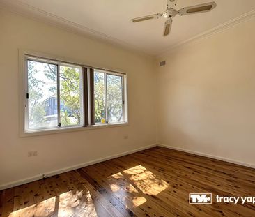 Comfortable Family Home in a Convenient Carlingford Location - Photo 6